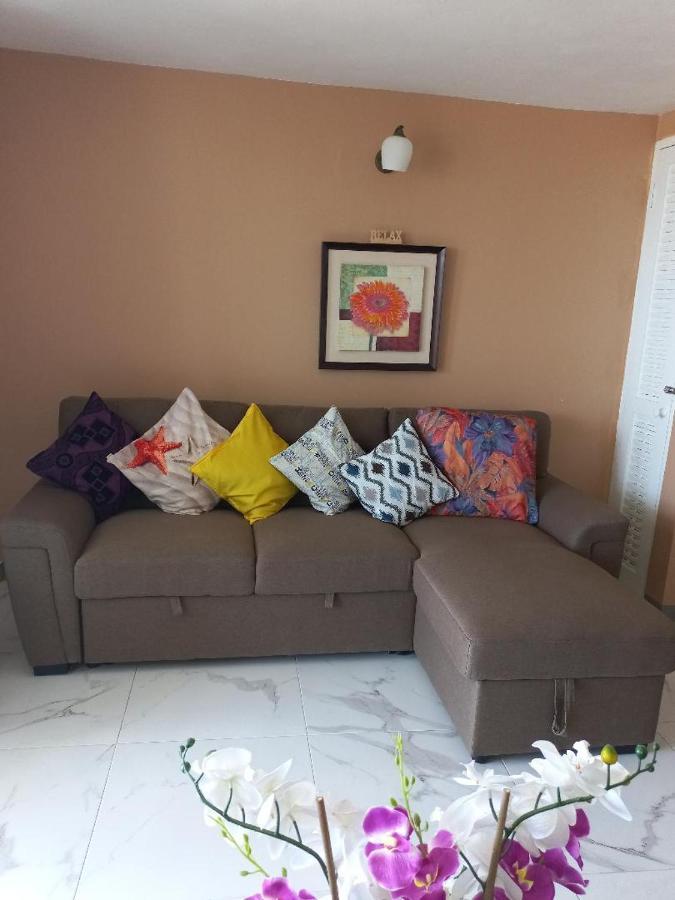 Sea Castles La Vue Apartment Montego Bay Exterior foto
